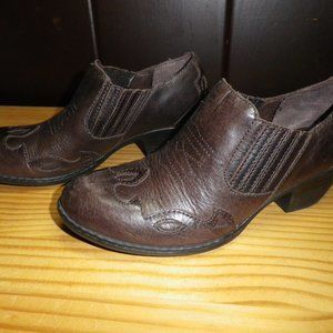 Born Leather Upper & Lining Booties in Brown with Detail - Western Style - Sz 6